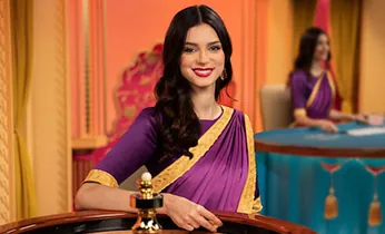 Liên hệ qua Hotline